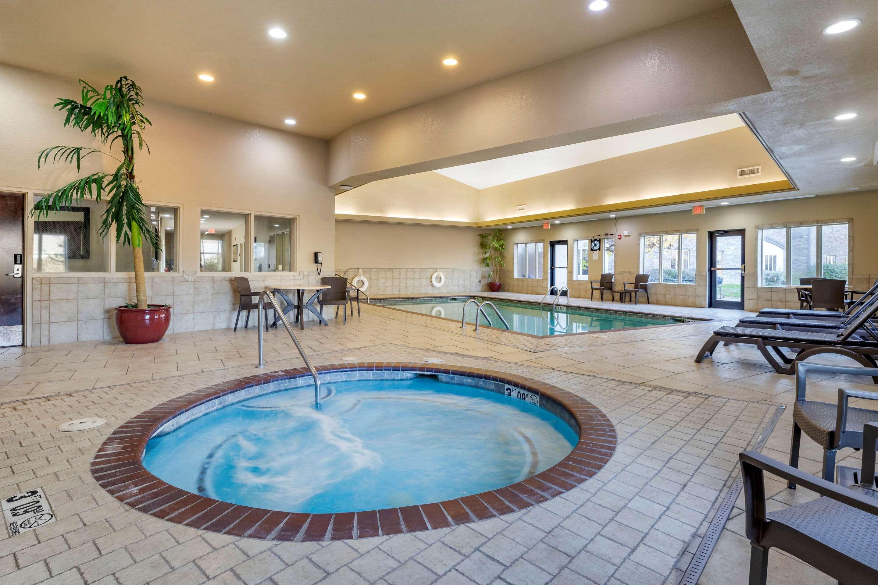 Comfort Inn Bentonville - Crystal Bridges Exteriör bild